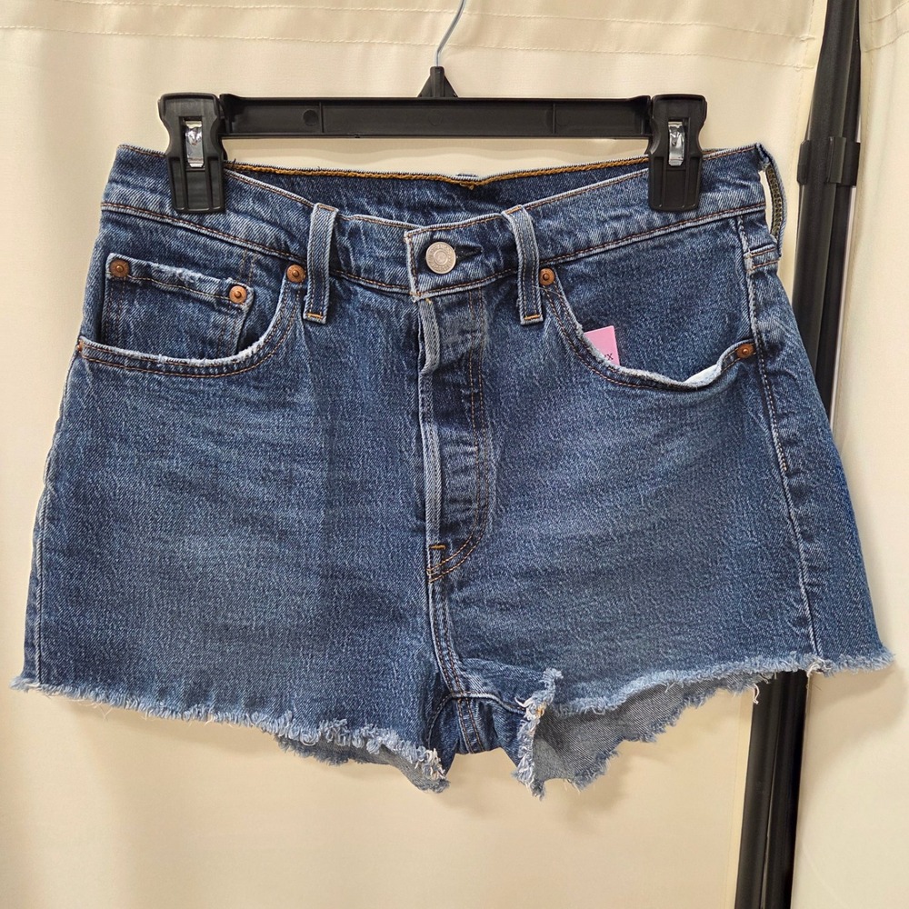 Levis 501 Original High Rise Cut Off Denim Shorts Medium Wash W29